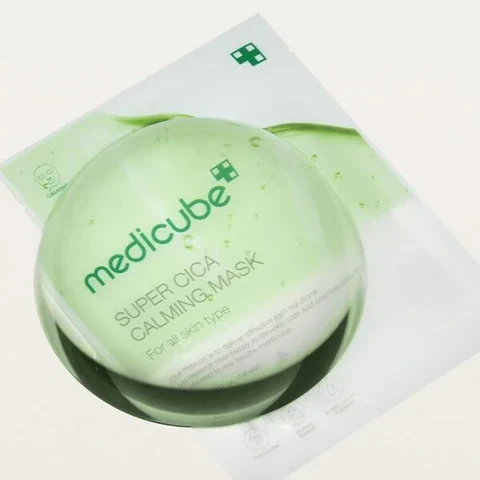 MEDICUBE SUPER CICA CALMING MASK (1 EA)